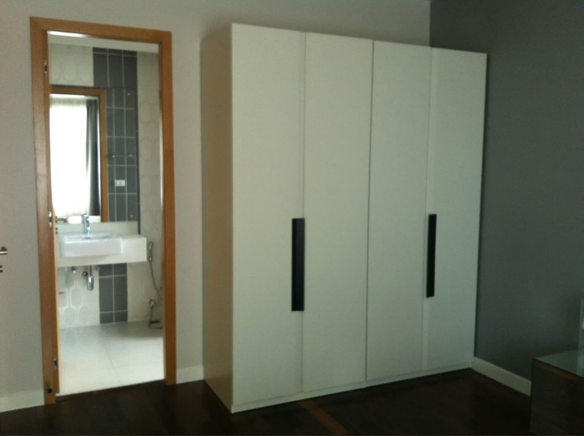 2 Bedroom Condo for Sale at Circle Condominium - Image 8