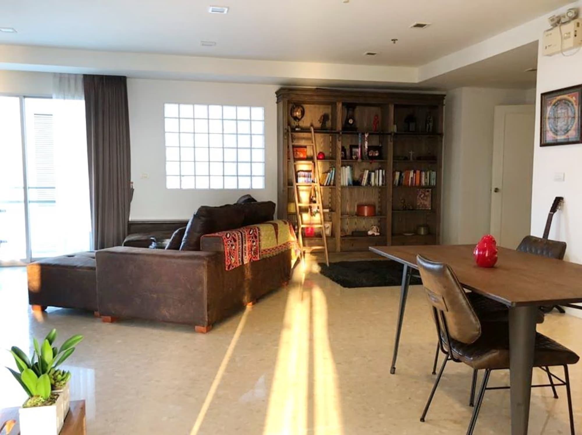 Nusasiri Grand Condominium - Image 2