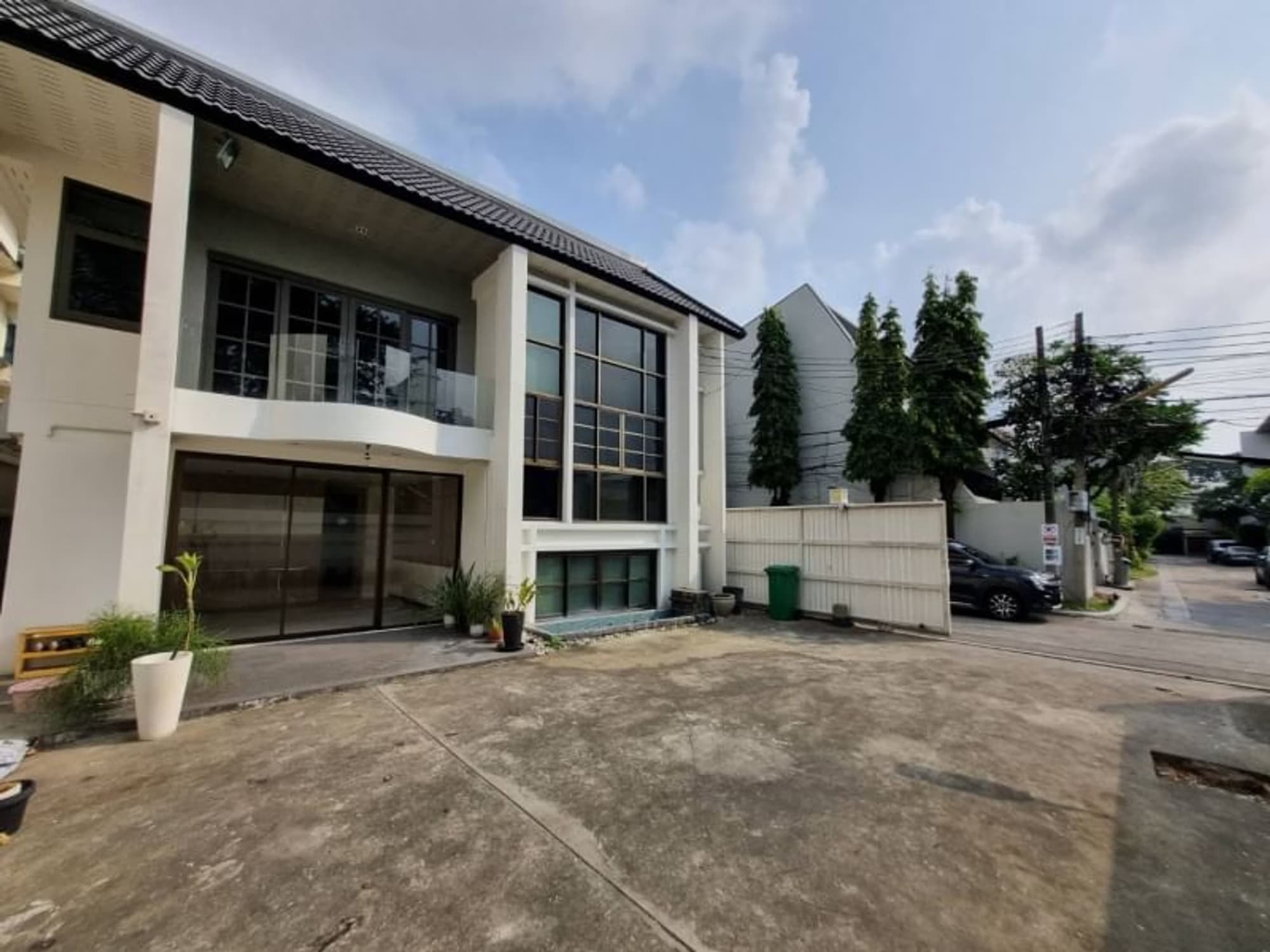 House for Rent in Watthana. - Image 1