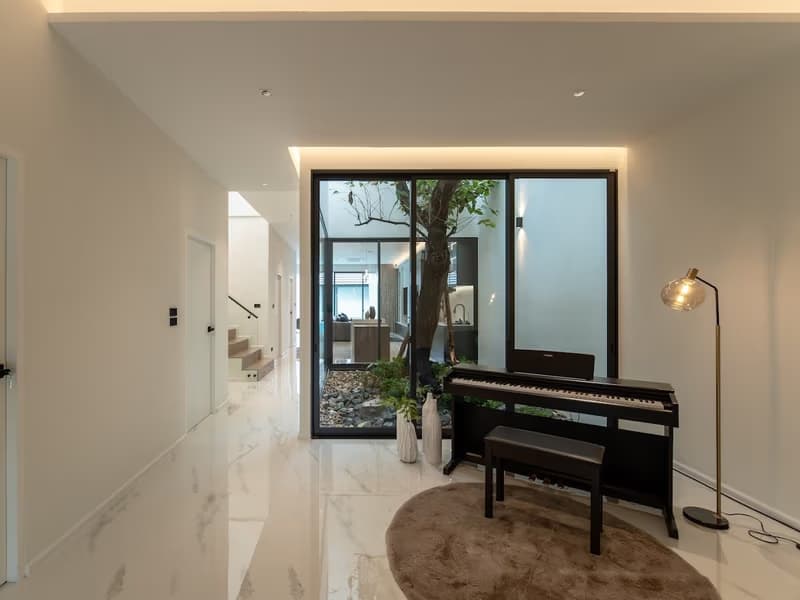 5 Bed House for Sale in Hang Dong