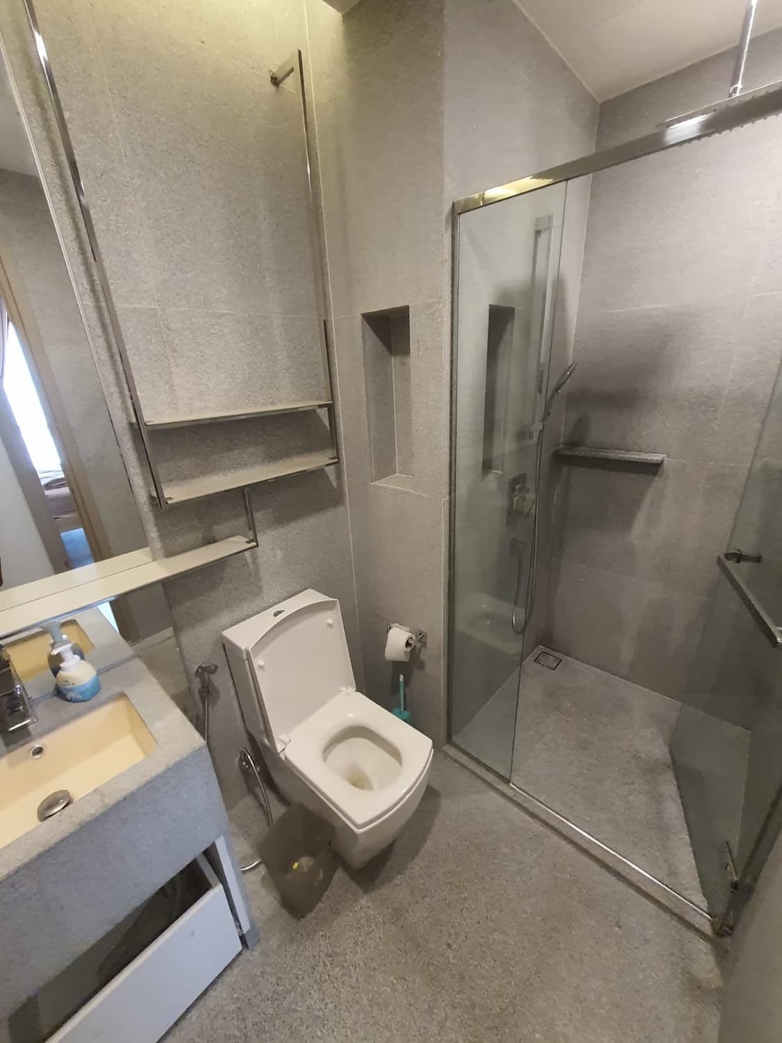 2 Bed Condo for Rent and Sale in Ratchathewi - Image 5