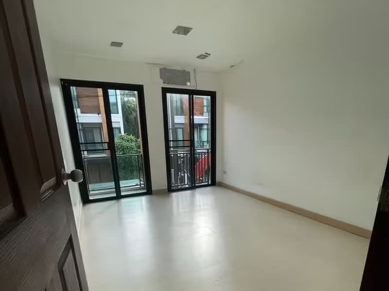 3 Bedroom Townhouse