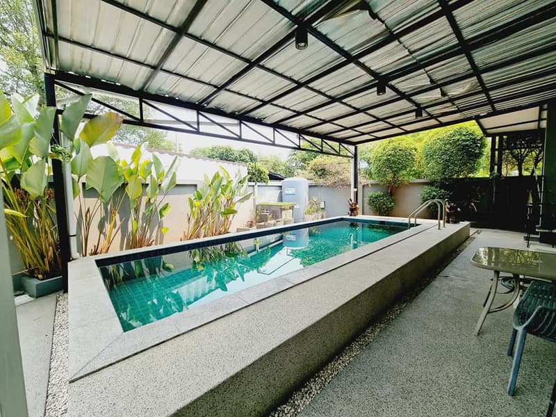 5 Bed House for Rent in Saraphi