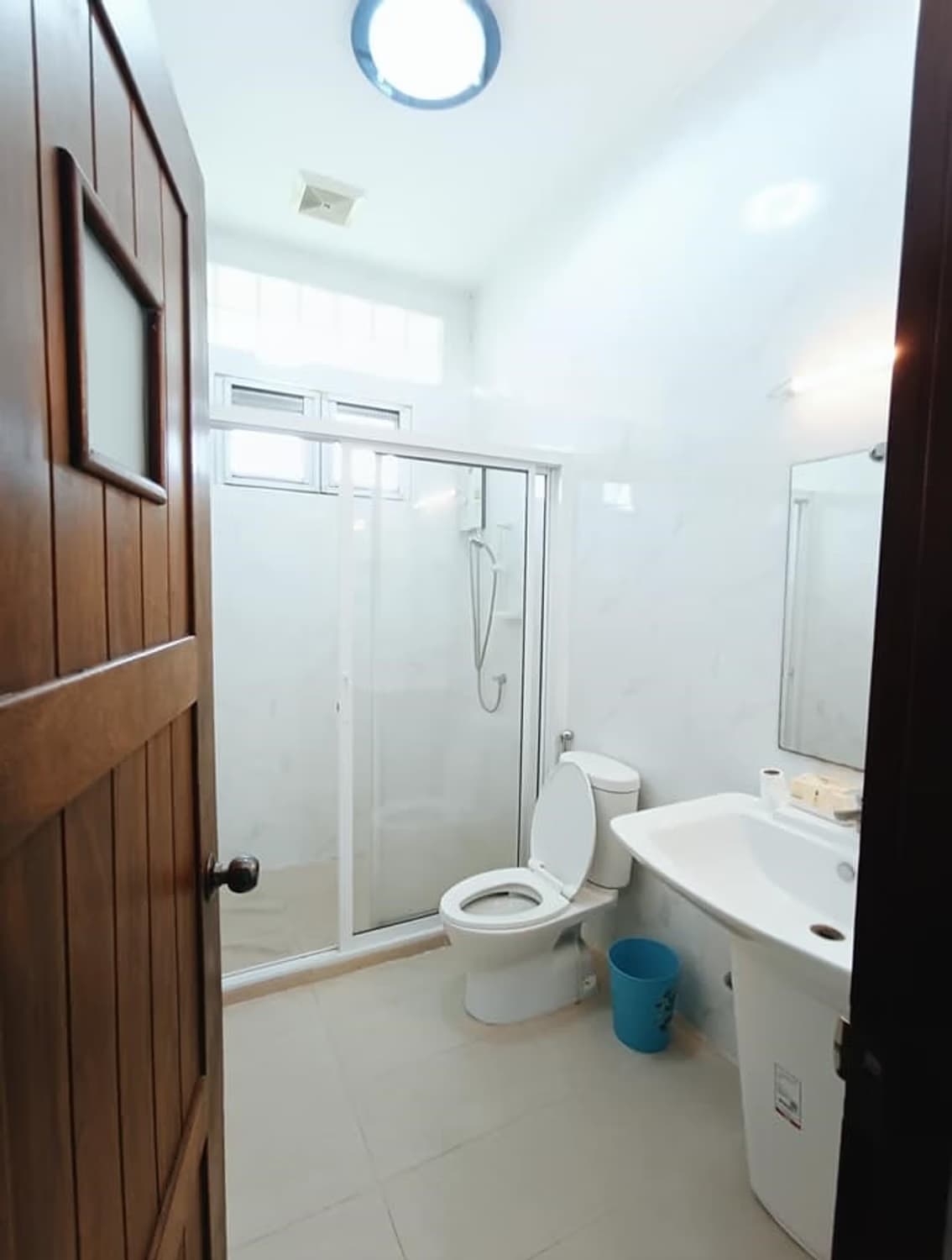 4 Bed House for Rent in Mueang Chiang Mai - Image 11