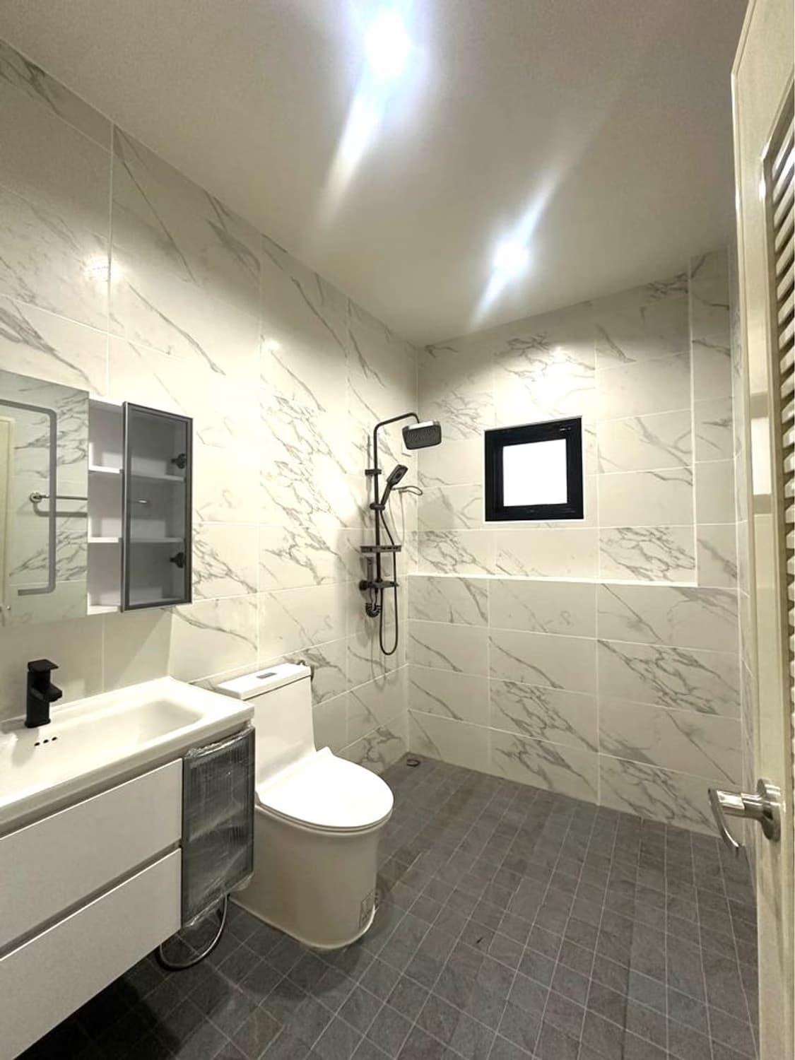 4 Bed House for Sale in San Sai District - Image 9