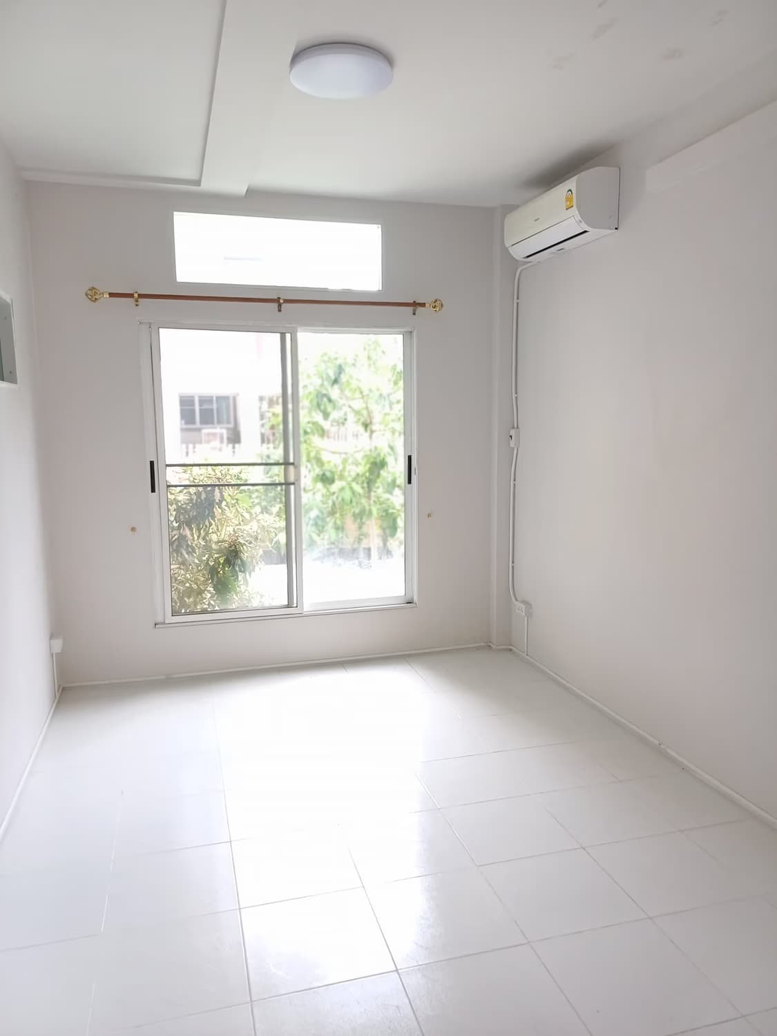 3 Bed House for Rent and Sale in undefined - Image 5