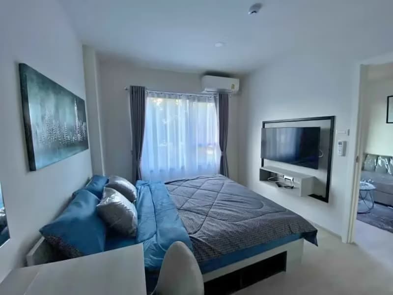 1 Bedroom Condo
