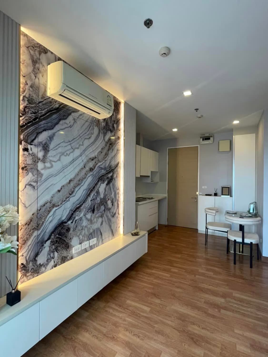 1 Bed Condo for Rent  Near Bang Na BTS - Image 3