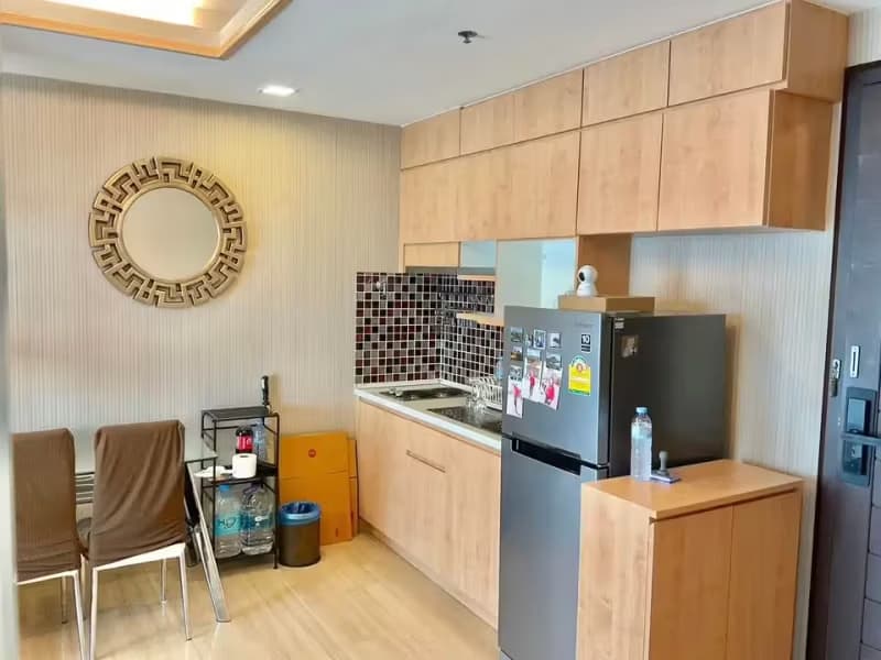 1 Bedroom Condo