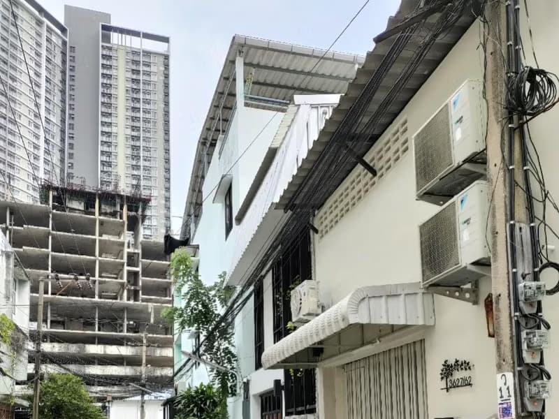 2 Bed Townhouse for Rent in Bang Kho Laem