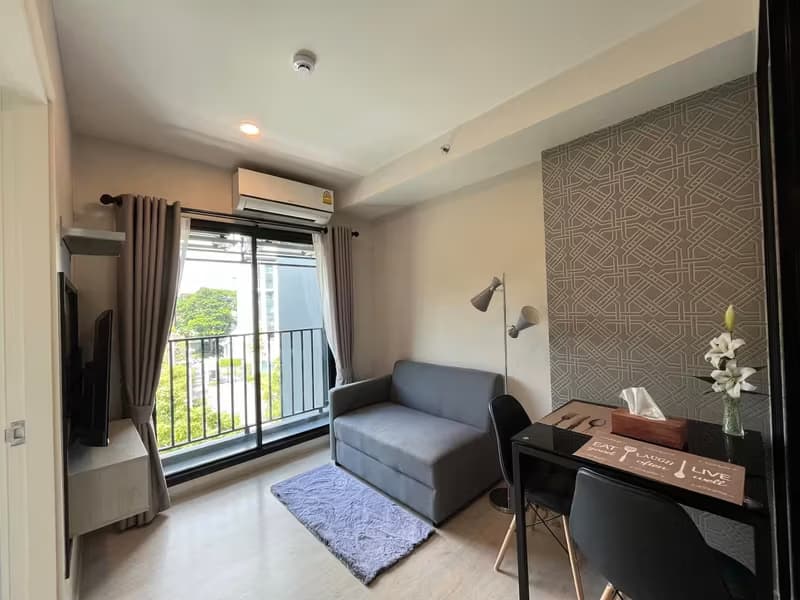 1 Bedroom Condo
