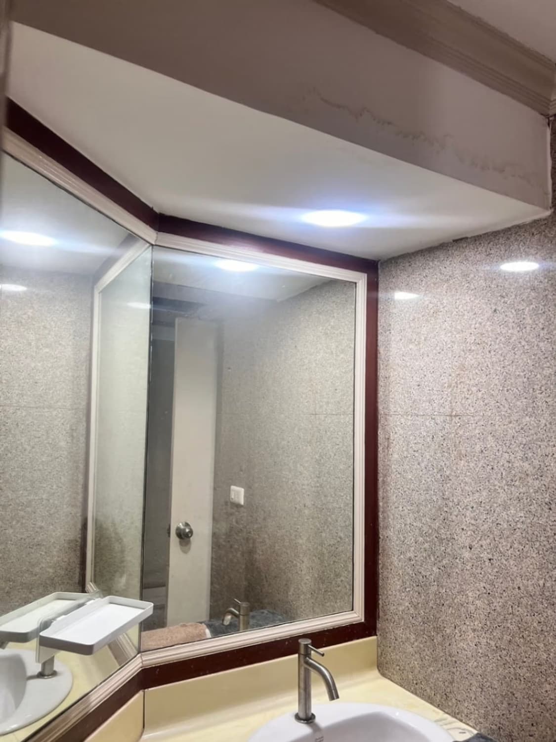 2 Bed Condo for Rent in  - Image 5
