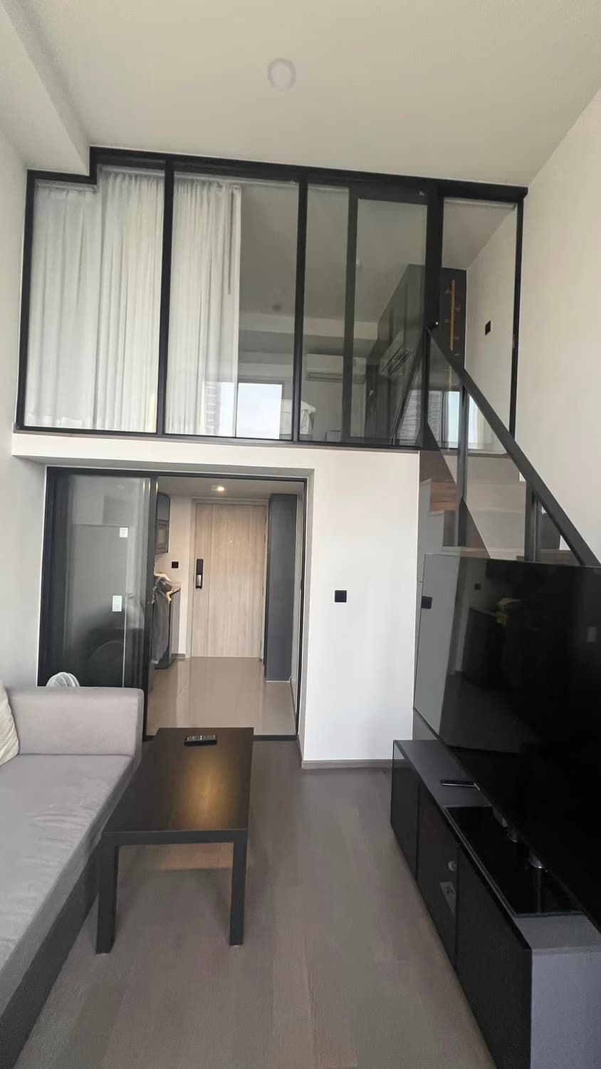 1 Bed Condo for Rent and Sale  Near Hua Lamphong MRT - Image 8