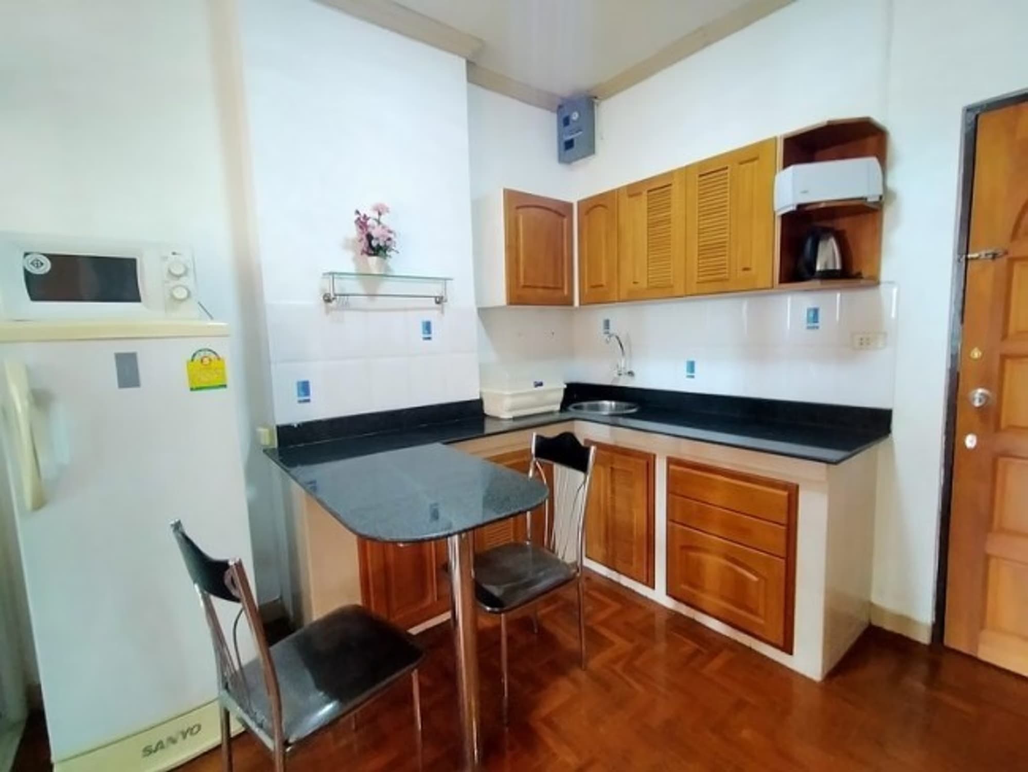 1 Bed Condo for Sale in Mueang Chiang Mai - Image 8