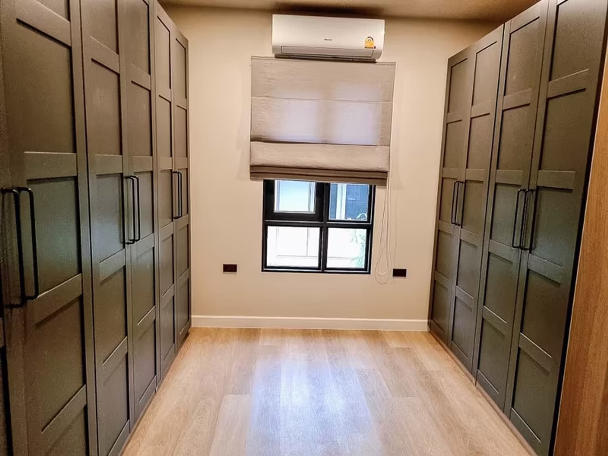 3 Bedroom House for Rent in Bangkok - Image 29