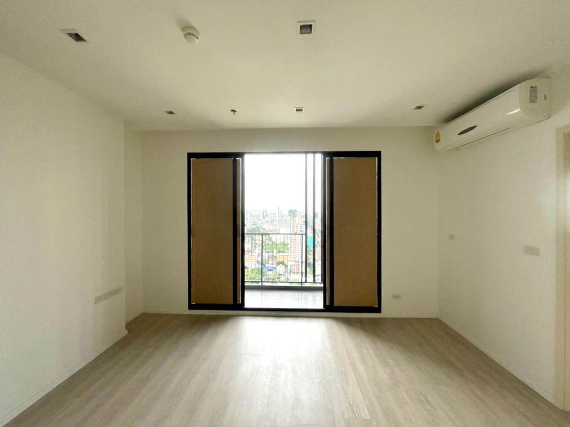 1 Bed Condo for Sale in undefined - Image 1