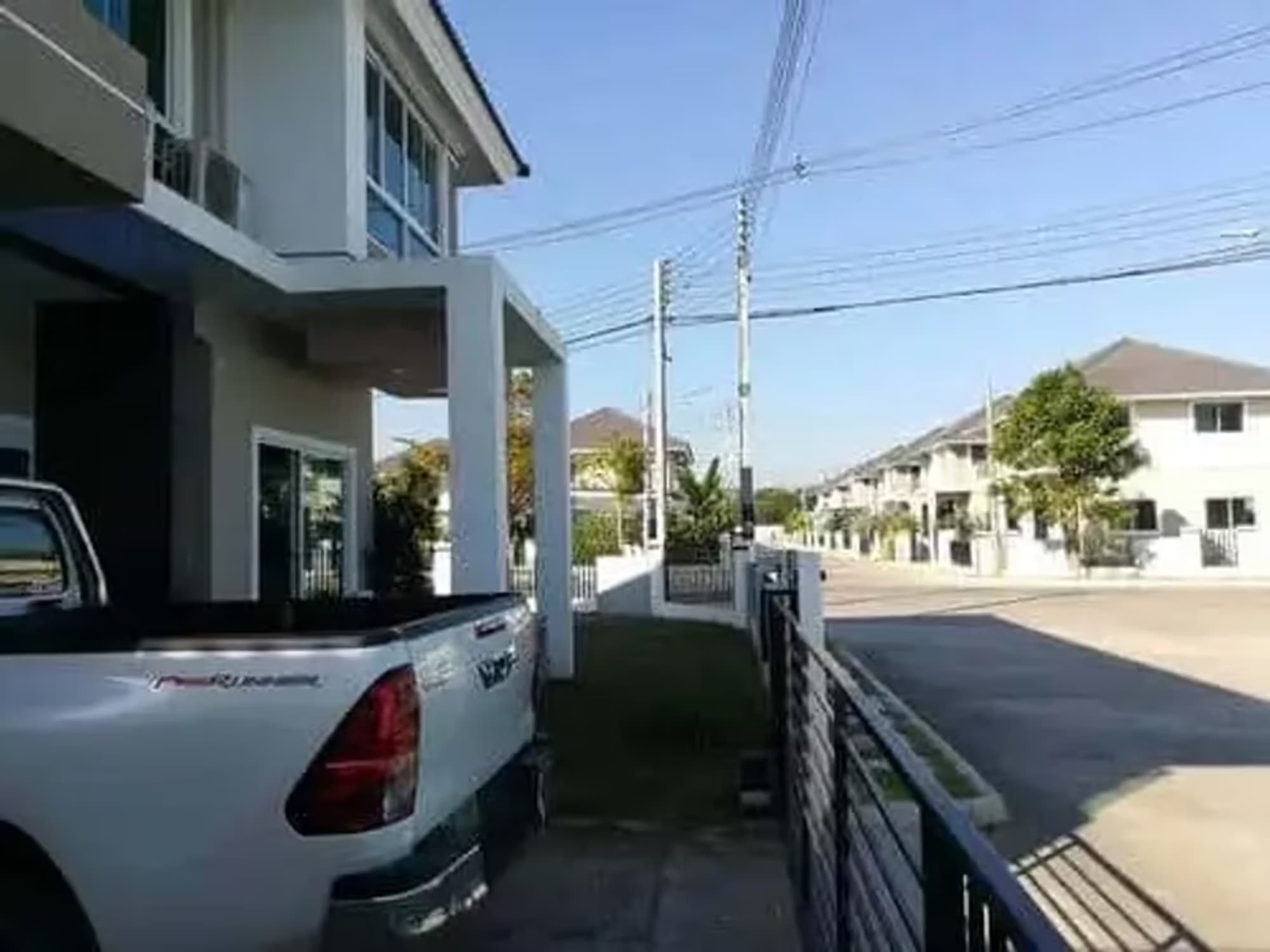 3 Bedroom House - Image 11