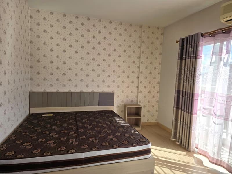 2 Bed Townhouse for Rent in San Kamphaeng District