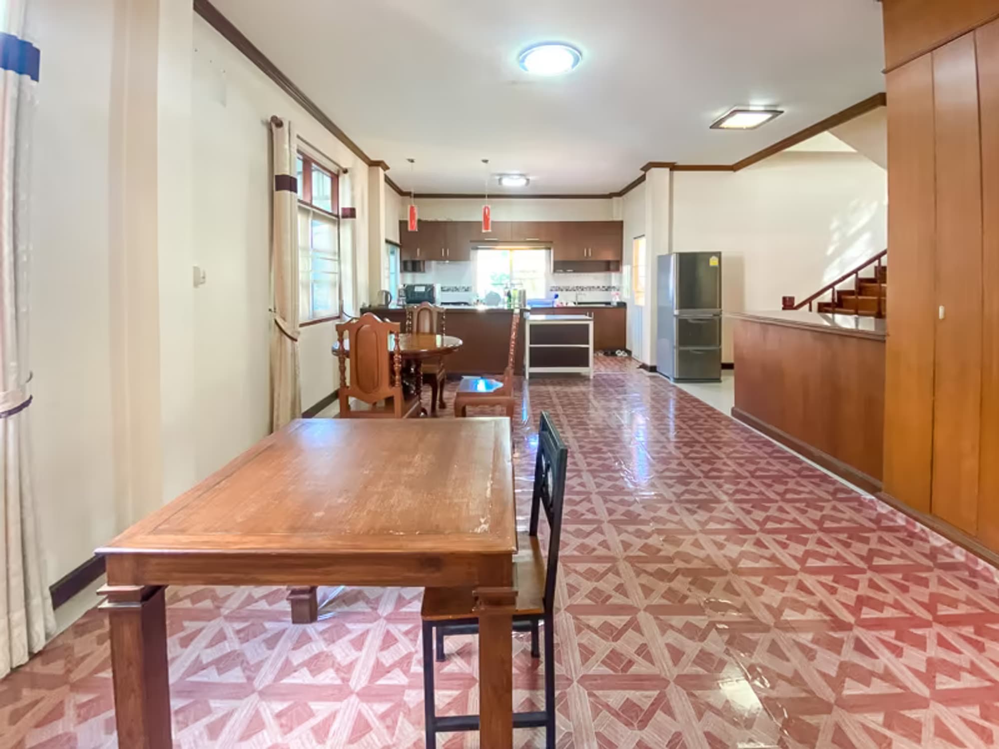 4 Bedroom House - Image 9