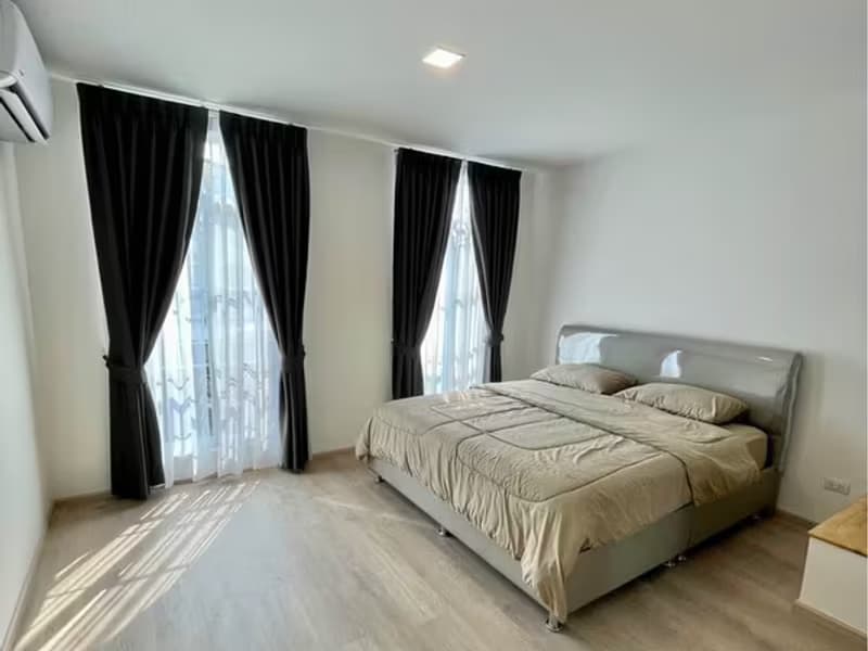 Townhouse for Rent, Sale w/Tenant at Indy Bangna-Ramkhamhaeng 2