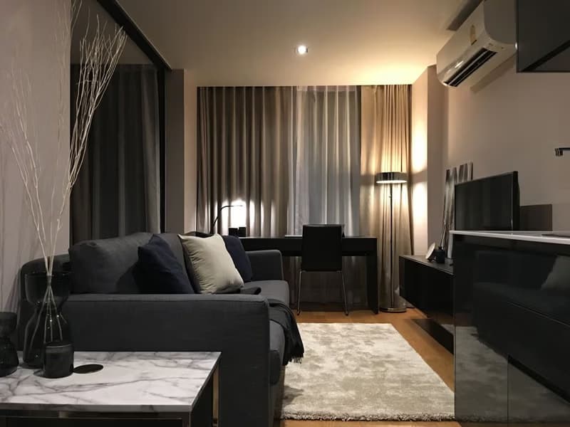 1 Bed Condo for Rent and Sale in Bang Rak