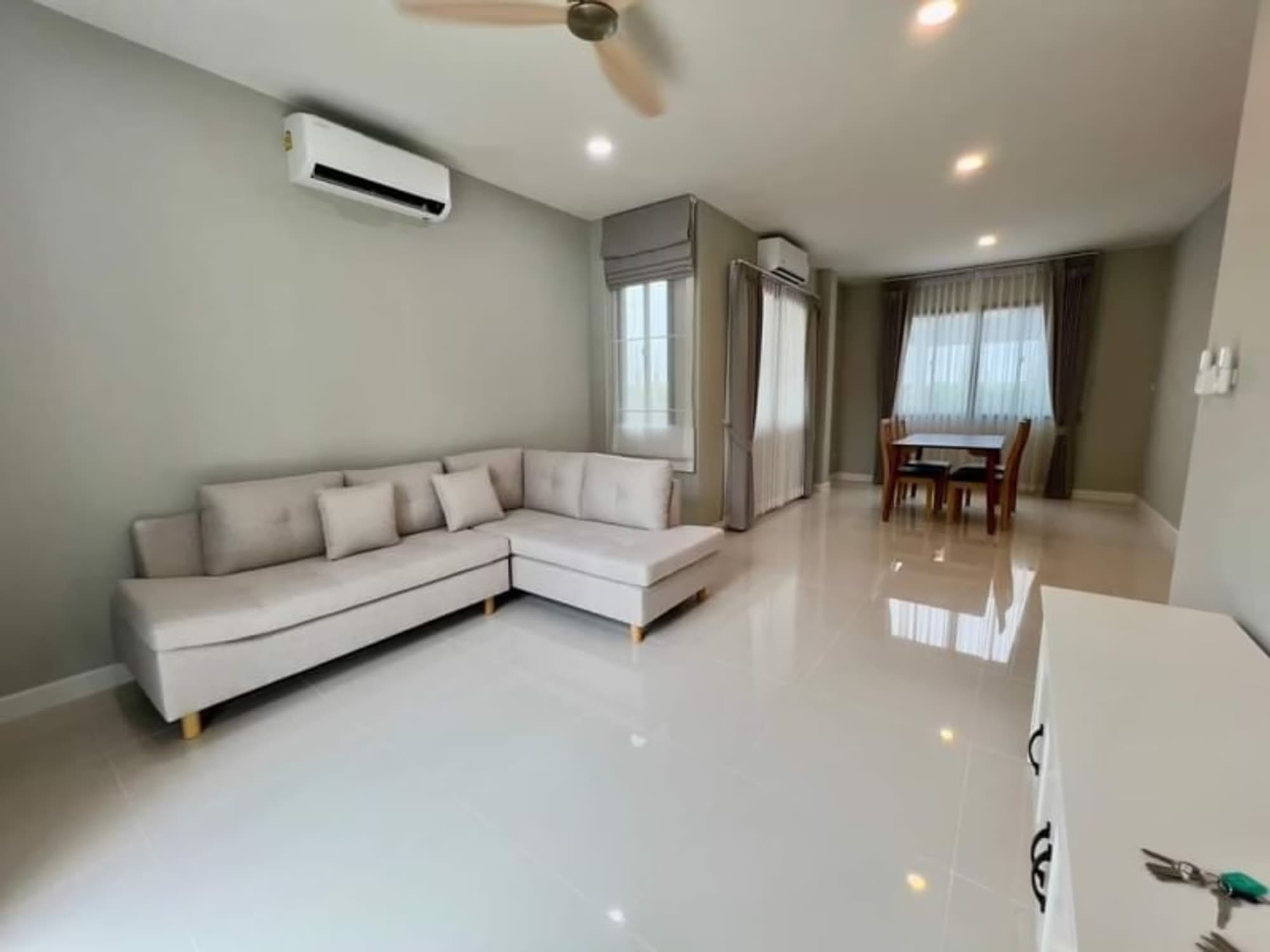3 Bed House for Rent in Hang Dong - Image 2