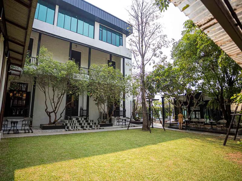 9 Bed House for Rent and Sale in Mueang Chiang Mai