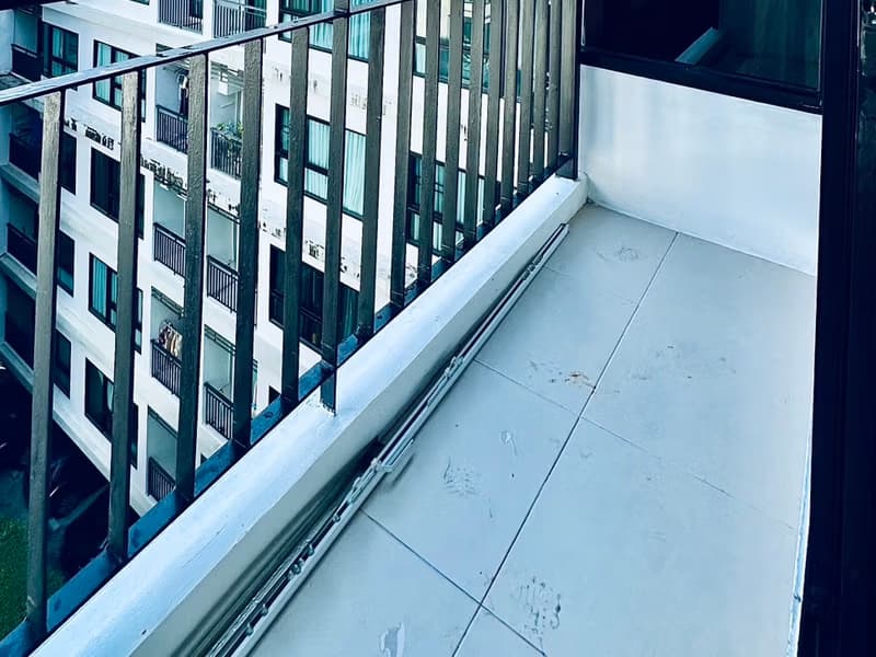 Condo for Sale at Villa Lasalle