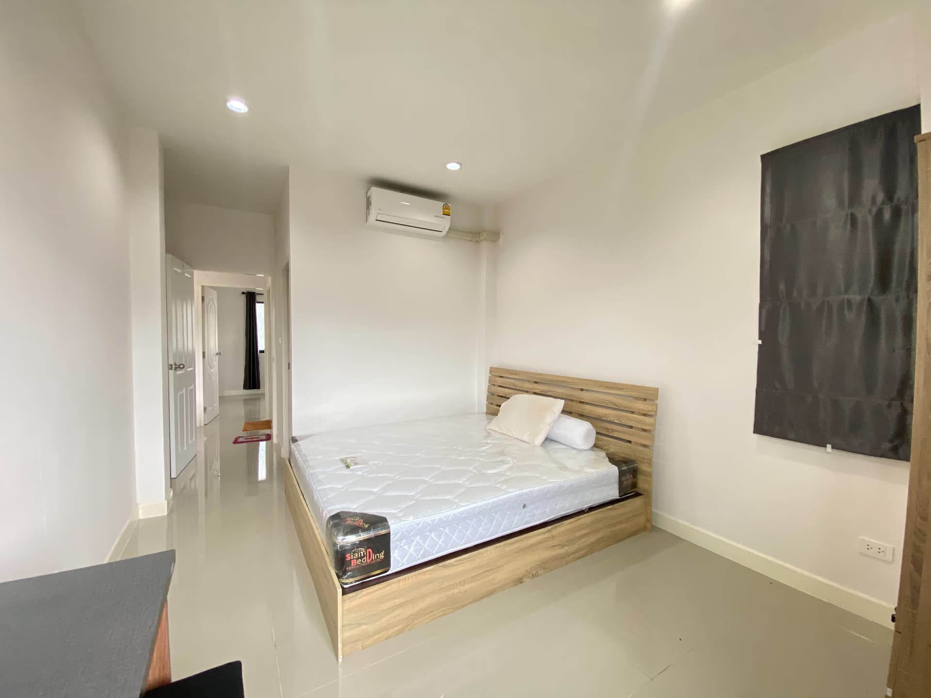 2 Bedroom House - Image 8