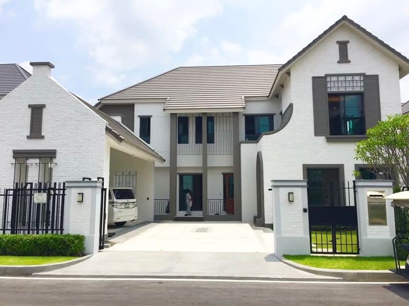 House for Sale at  Grand Bangkok Boulevard Sukhumvit 