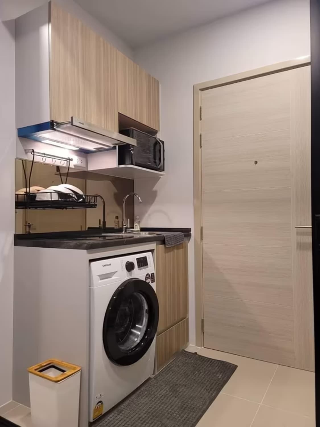 1 Bedroom Condo - Image 2