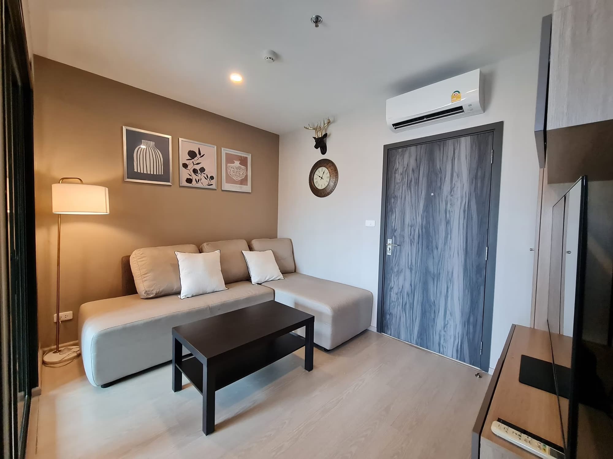 1 Bed Condo for Rent in Bang Na - Image 1