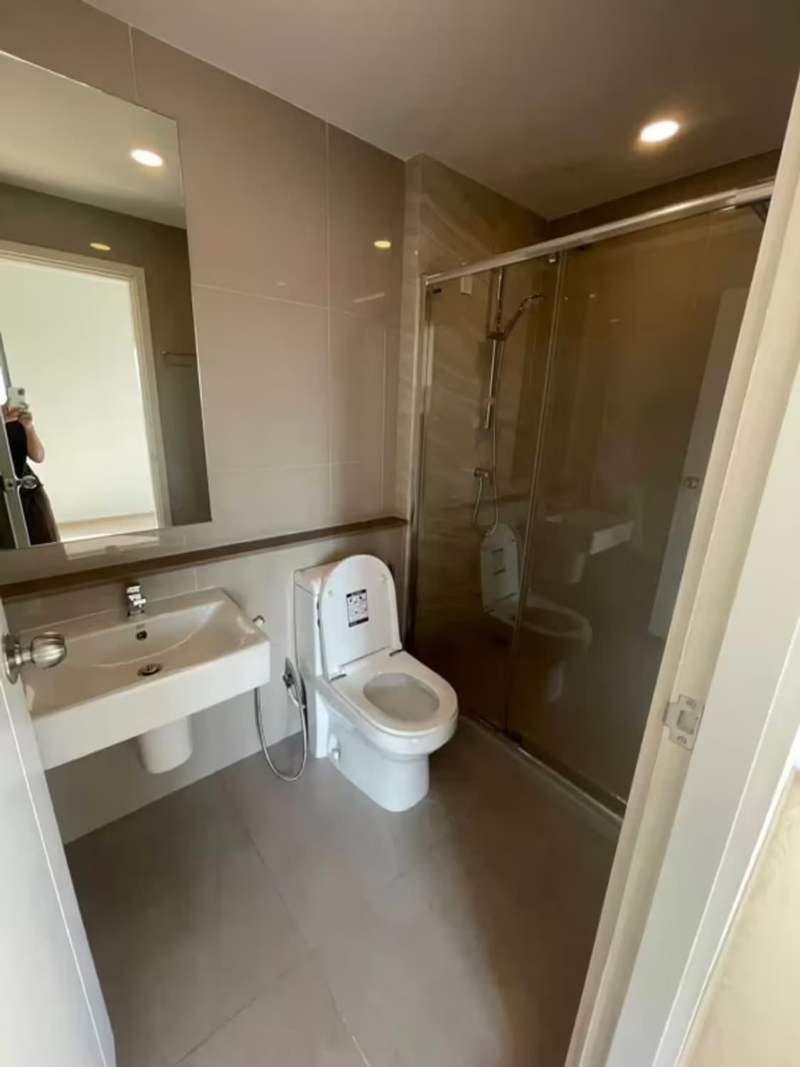 2 Bedroom Condo - Image 6