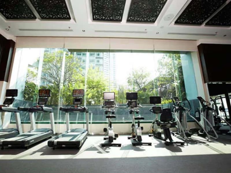 Condo for Rent at Circle Condominium