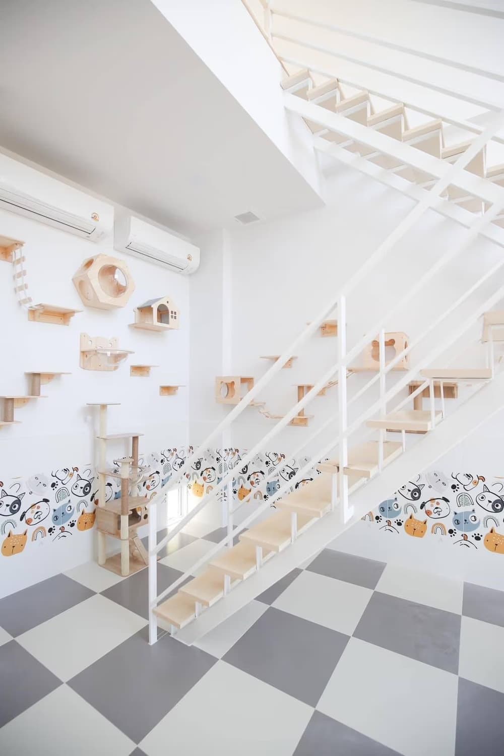 6 Bed House for Sale in Saraphi District - Image 20