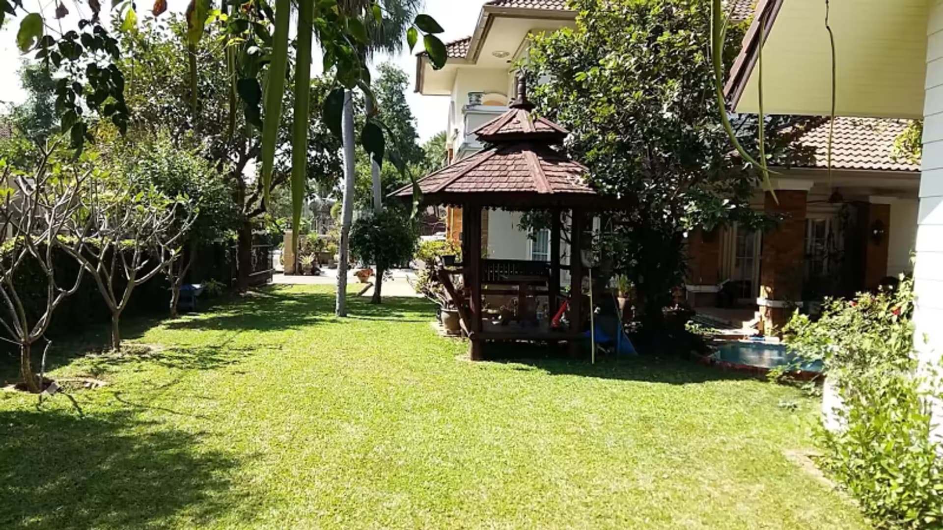 4 Bedroom House - Image 15