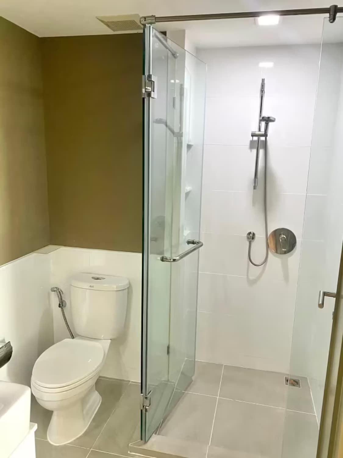 1 Bedroom Condo - Image 3