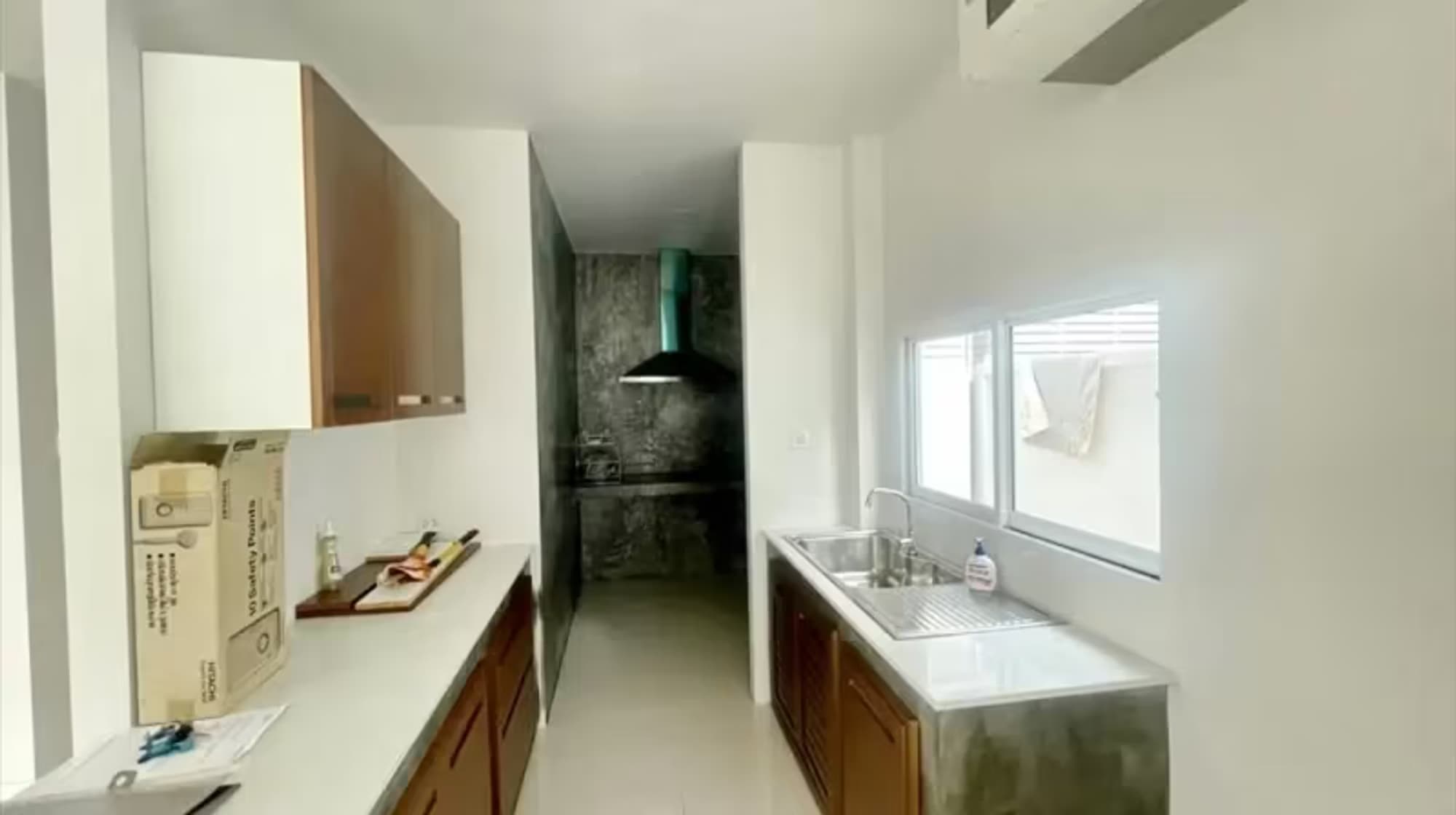 2 Bedroom House - Image 3