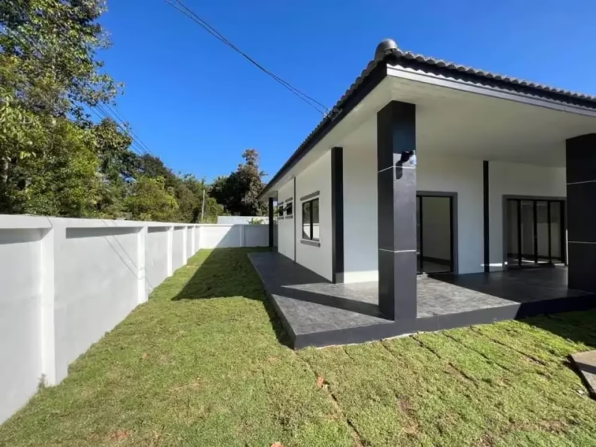 3 Bedroom House - Image 14