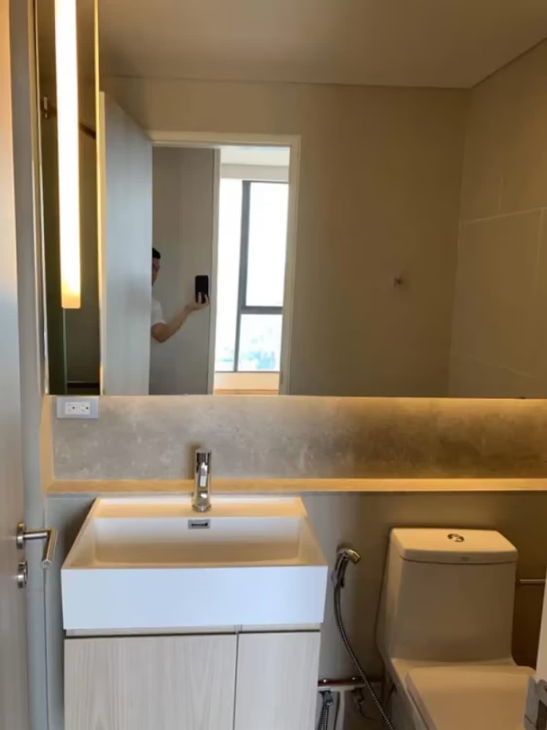 1 Bedroom Condo - Image 3