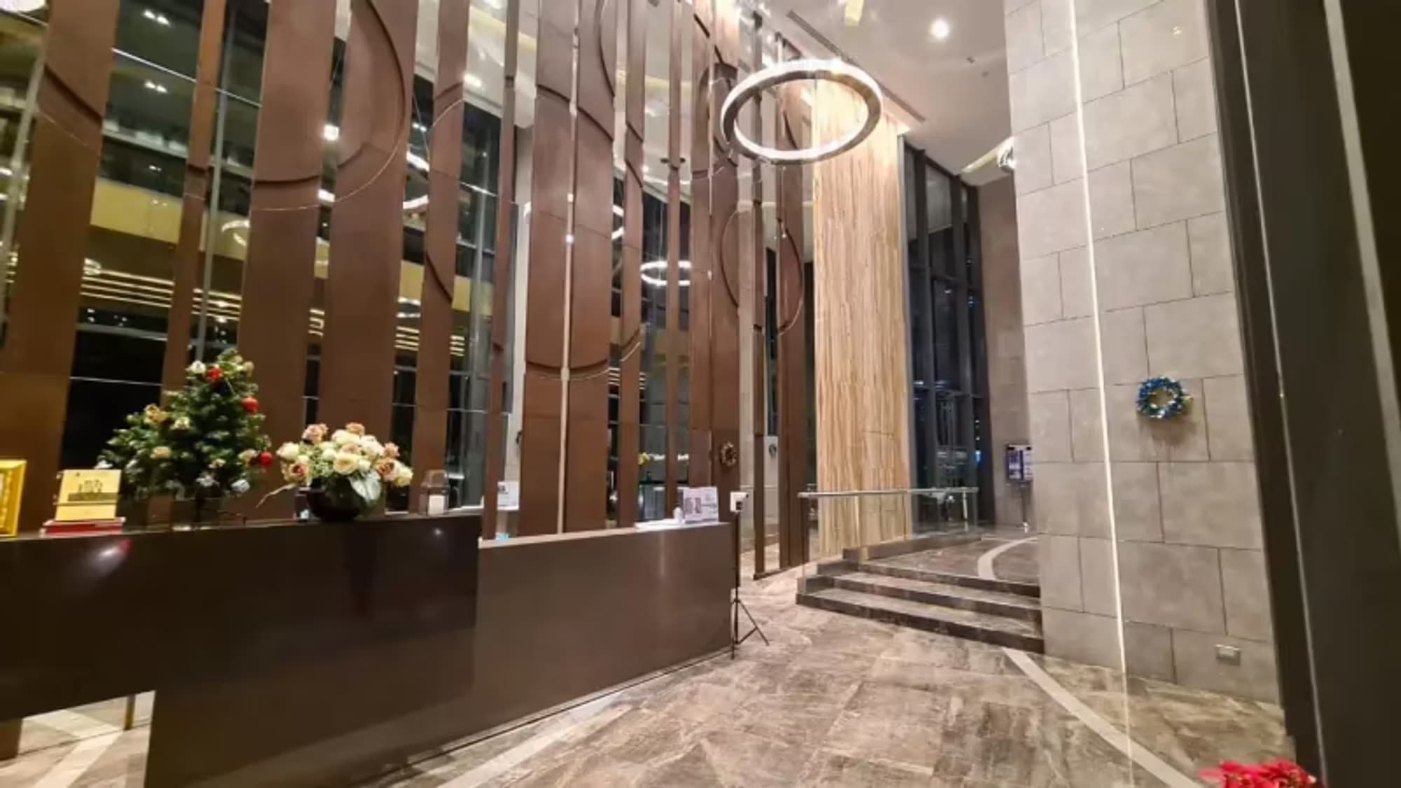 Condo for Rent at The Lumpini 24 - Image 15