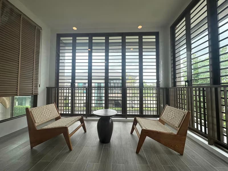 4 Bed House for Rent in Bang Kapi