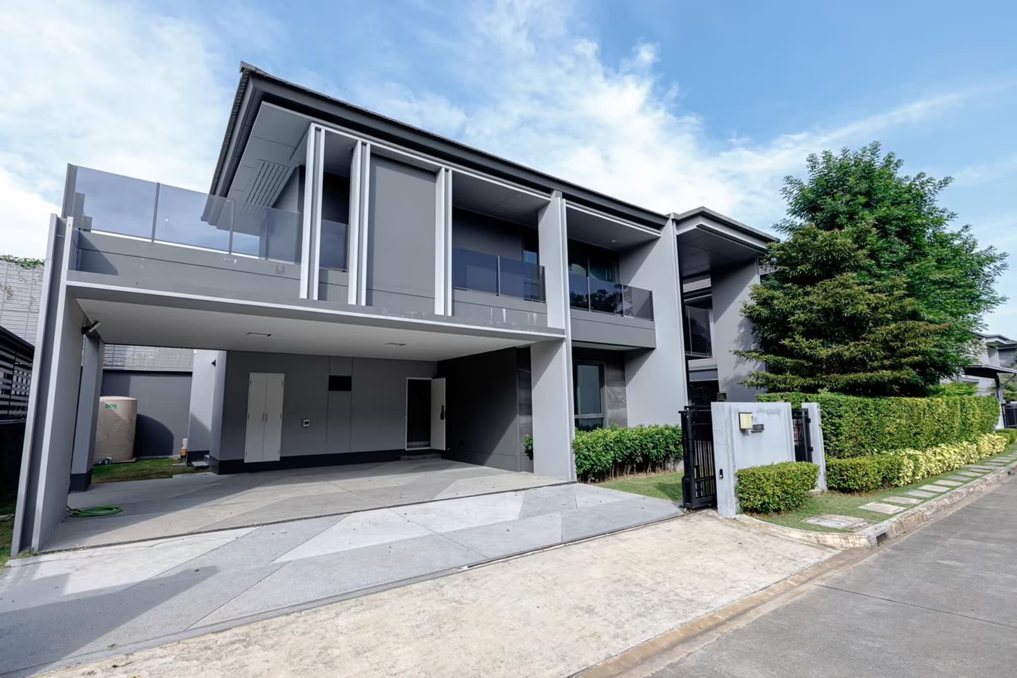 House for Rent in Bang Kapi. - Image 1