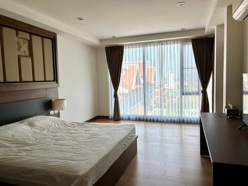 Condo for Sale at Astra Condo