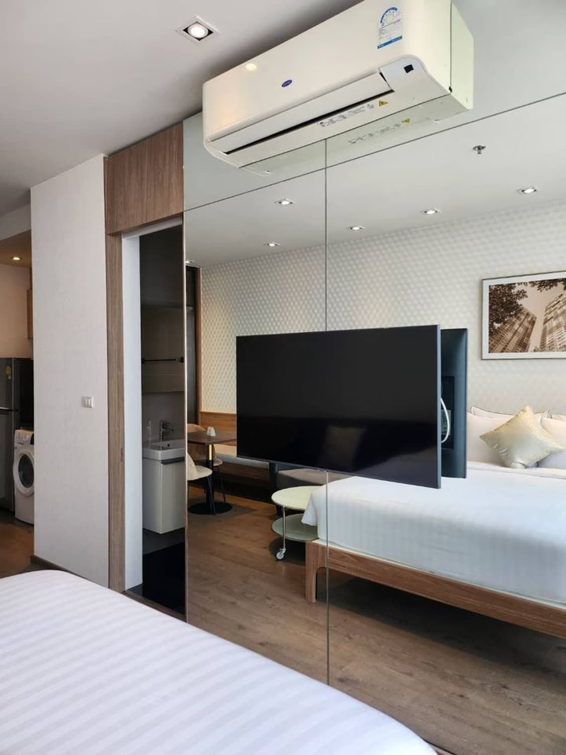 Studio Condo for Rent in Khlong Toei - Image 3