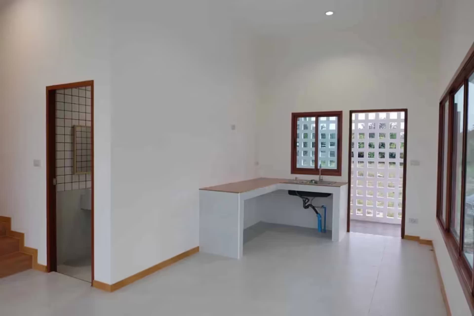 3 Bedroom House - Image 32