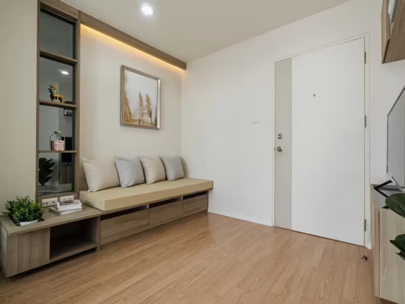 1 Bedroom Condo