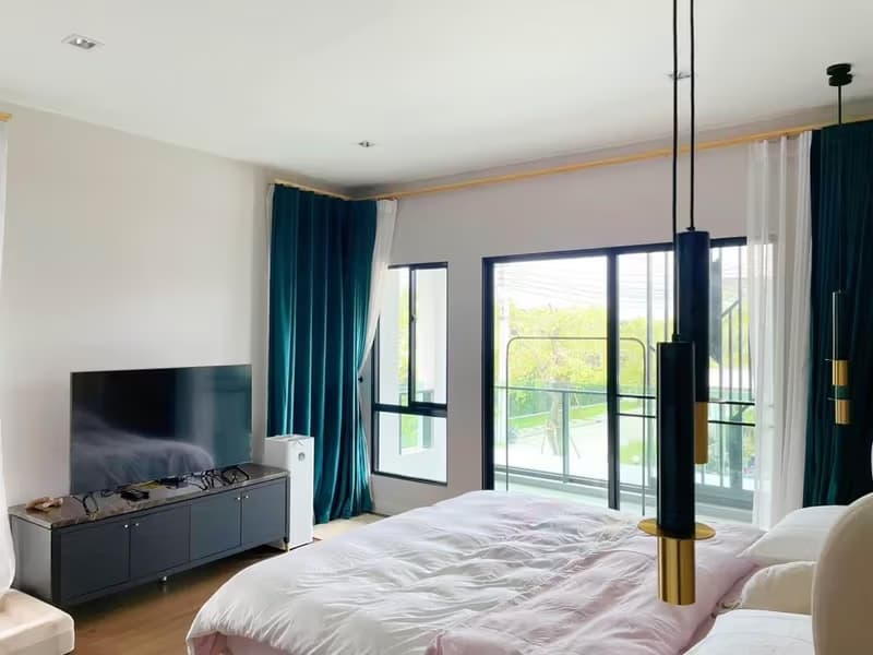 4 Bedroom House for Rent in Bangna