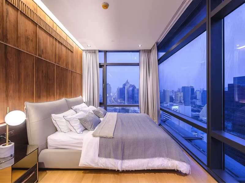 2 Bed Condo for Rent and Sale  Near Makkasan ARL