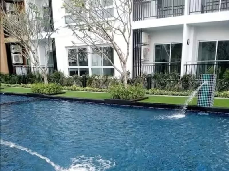1 Bedroom Condo